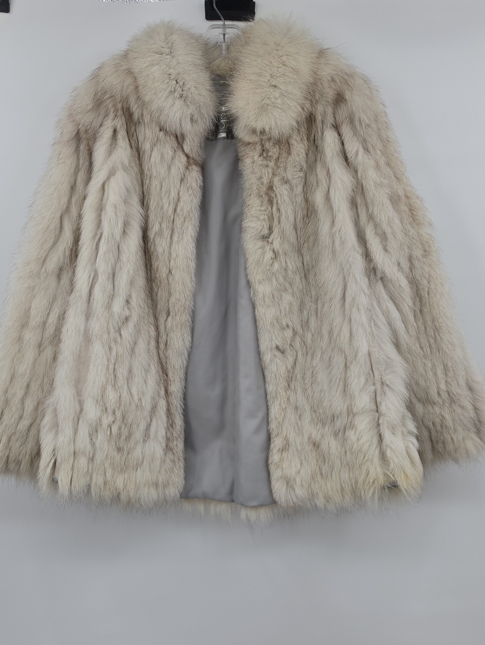 Vintage SAGA FOX silver fox real fur coat, size M